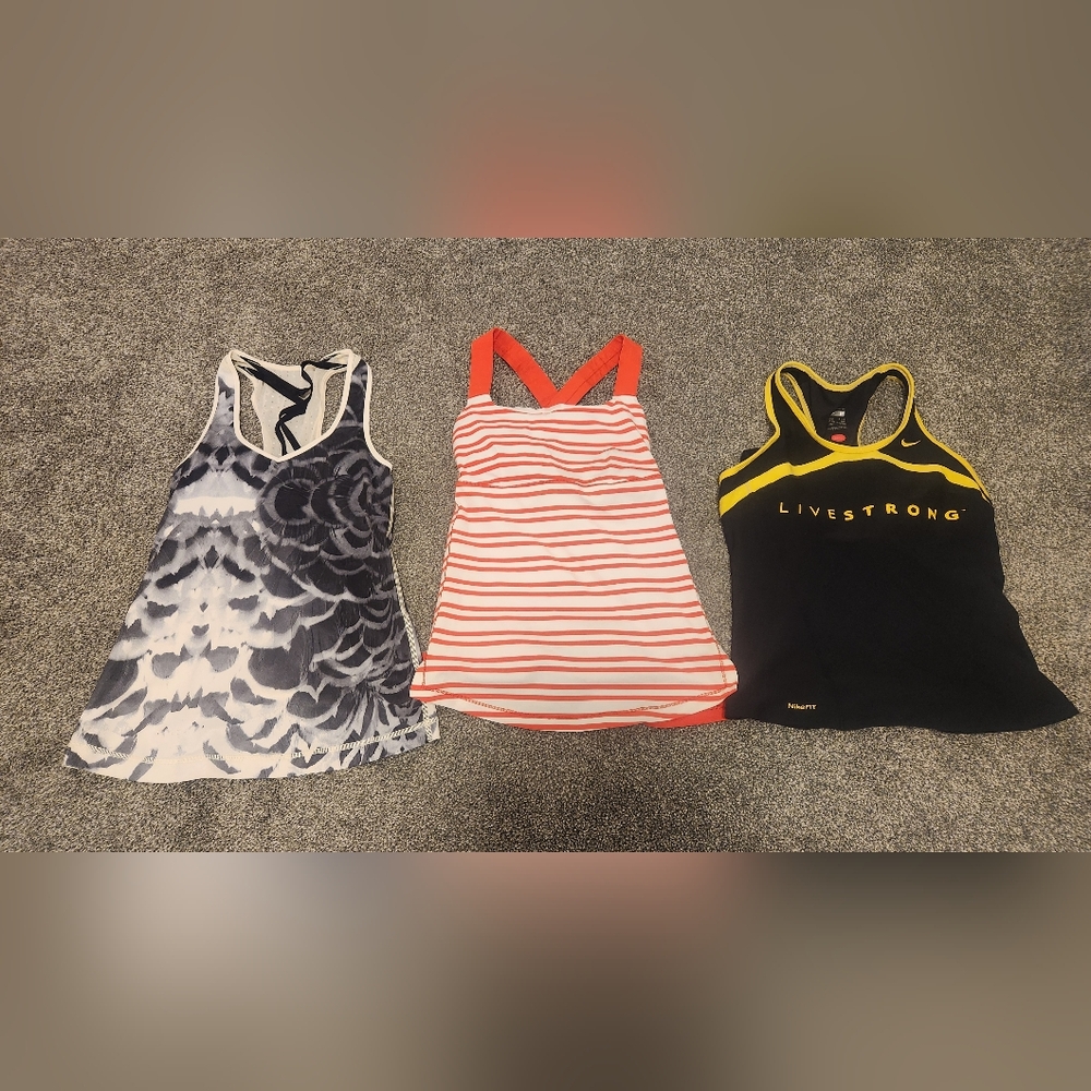 Bundle of 2 Lulu and 1 nike